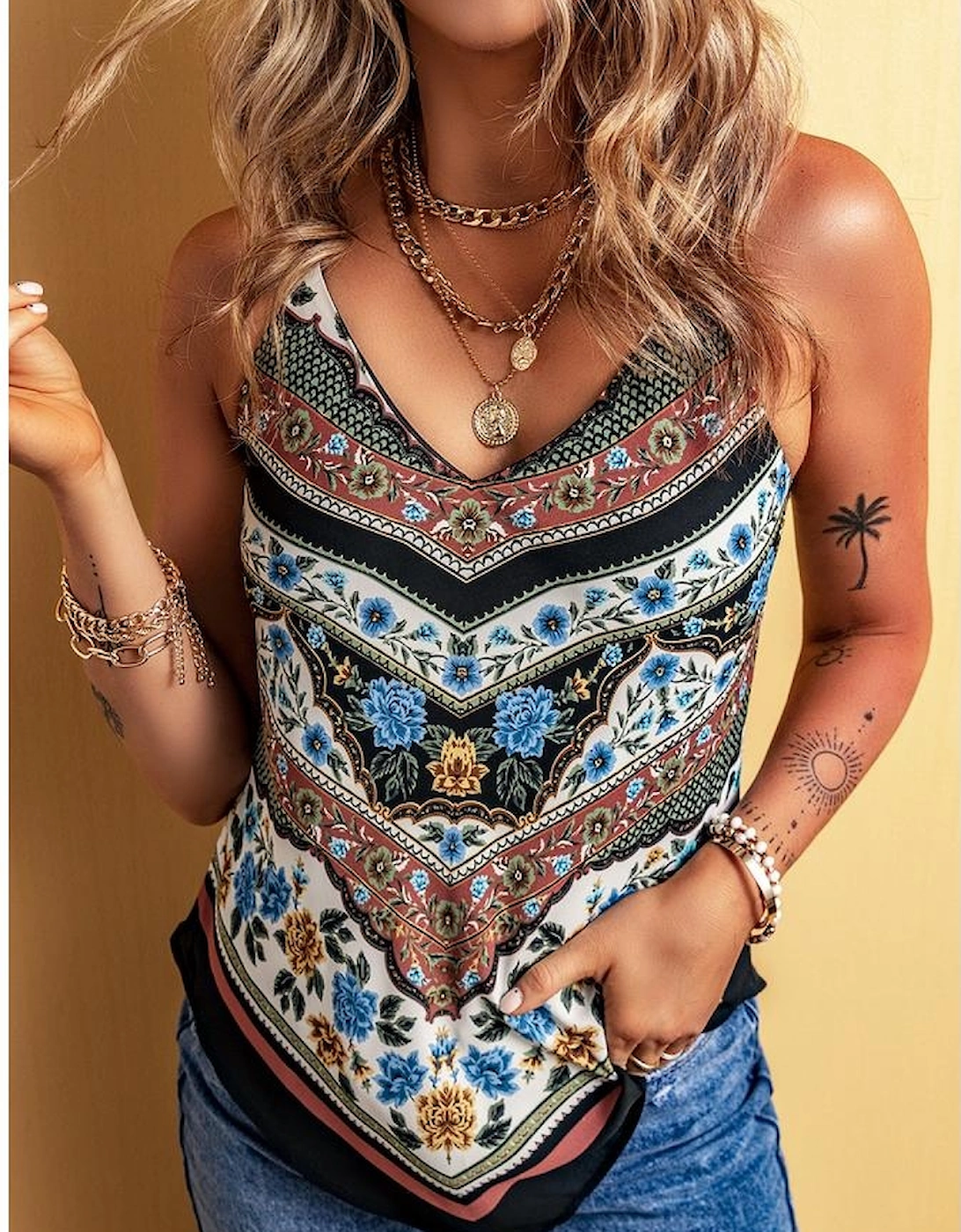 Red Mixed Floral Chevron Pattern Dip Hem Spaghetti Straps Tank