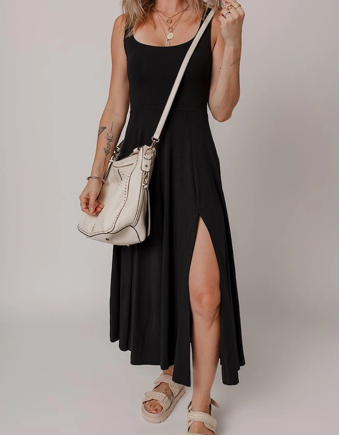 Black Sleeveless Scoop Neck Flared Split Midi Dress