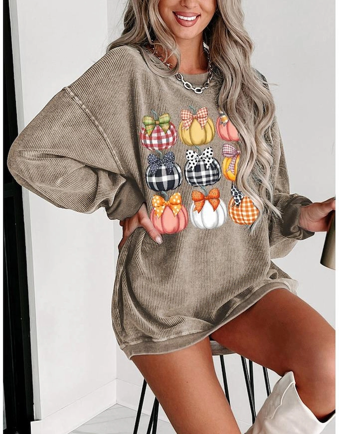 Khaki Trendy Textured Bow Pumpkin Graphic Baggy Sweatshirt