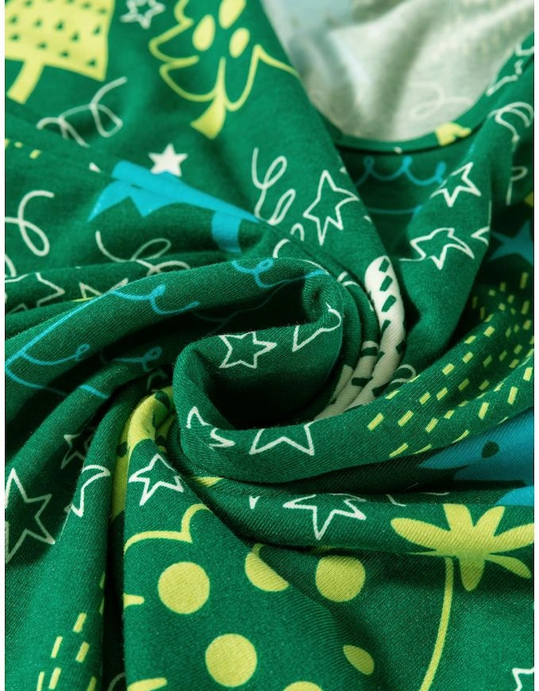 Green Christmas Tree Print V Neck Tee and Pants Lounge Set