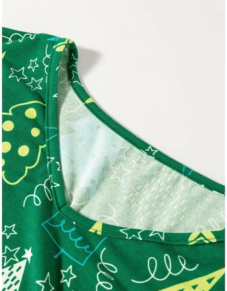 Green Christmas Tree Print V Neck Tee and Pants Lounge Set