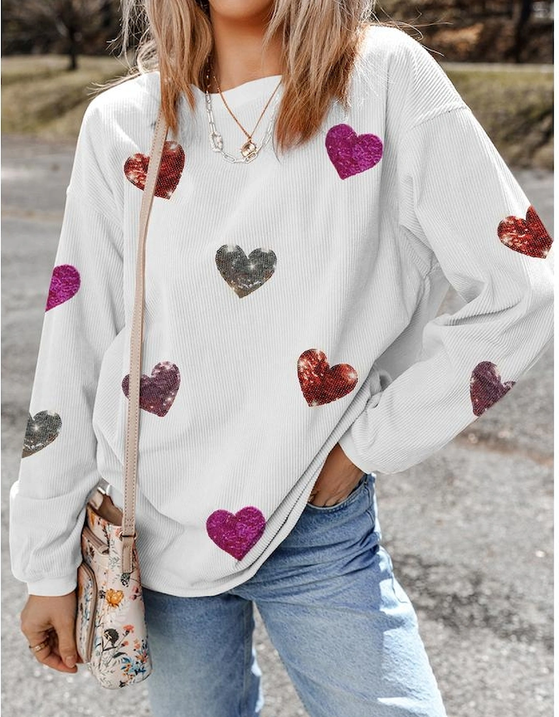 White Valentines Heart Patched Pattern Corded Pullover Sweatshirt