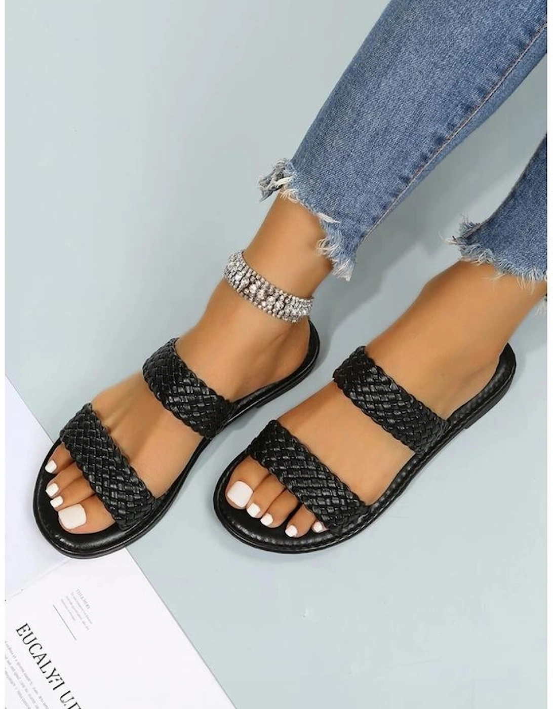 Azura Exchange Black Braided Double Band Leathered Flat Slippers