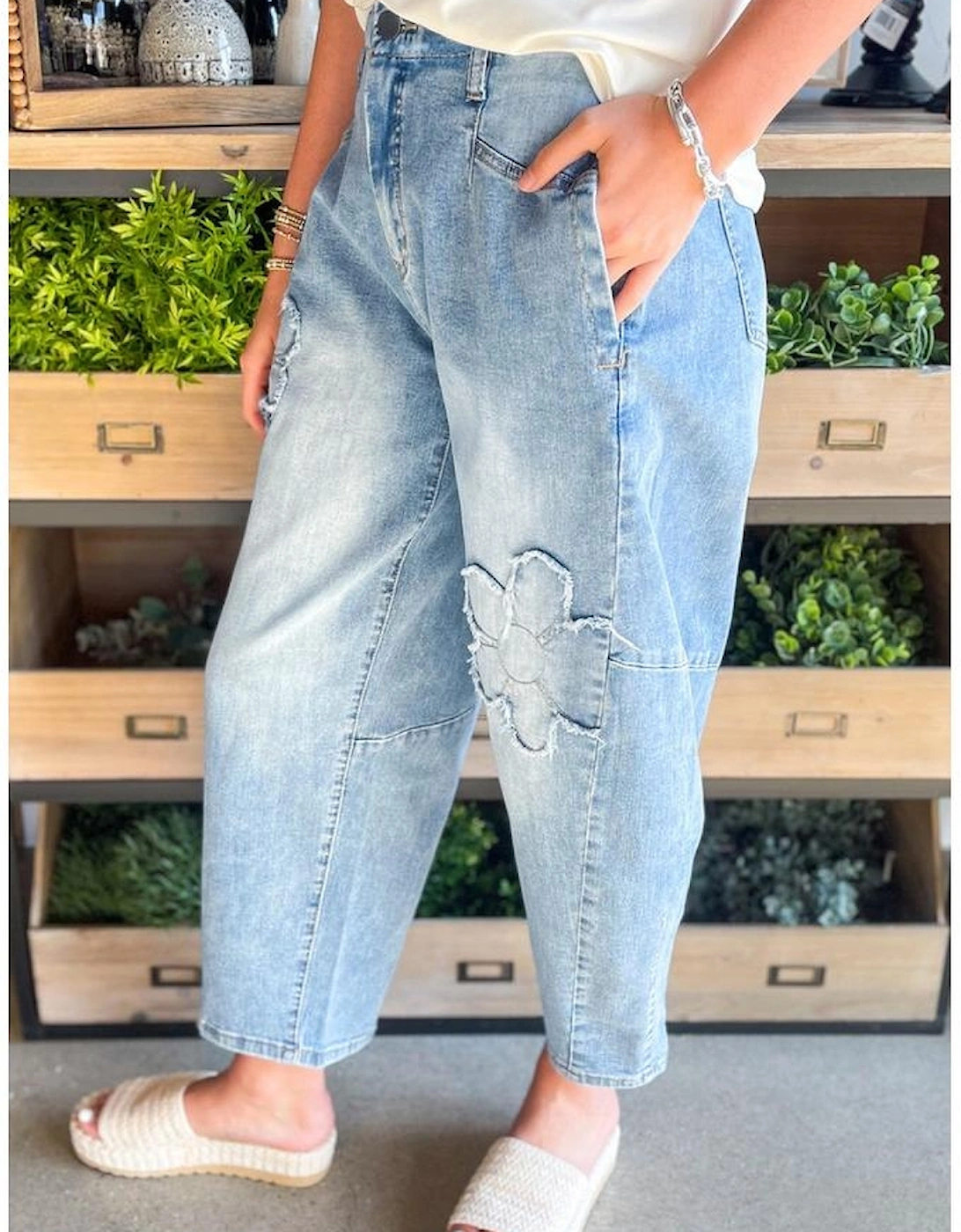 Beau Blue Flower Patched Light Wash Cropped High Waist Jeans