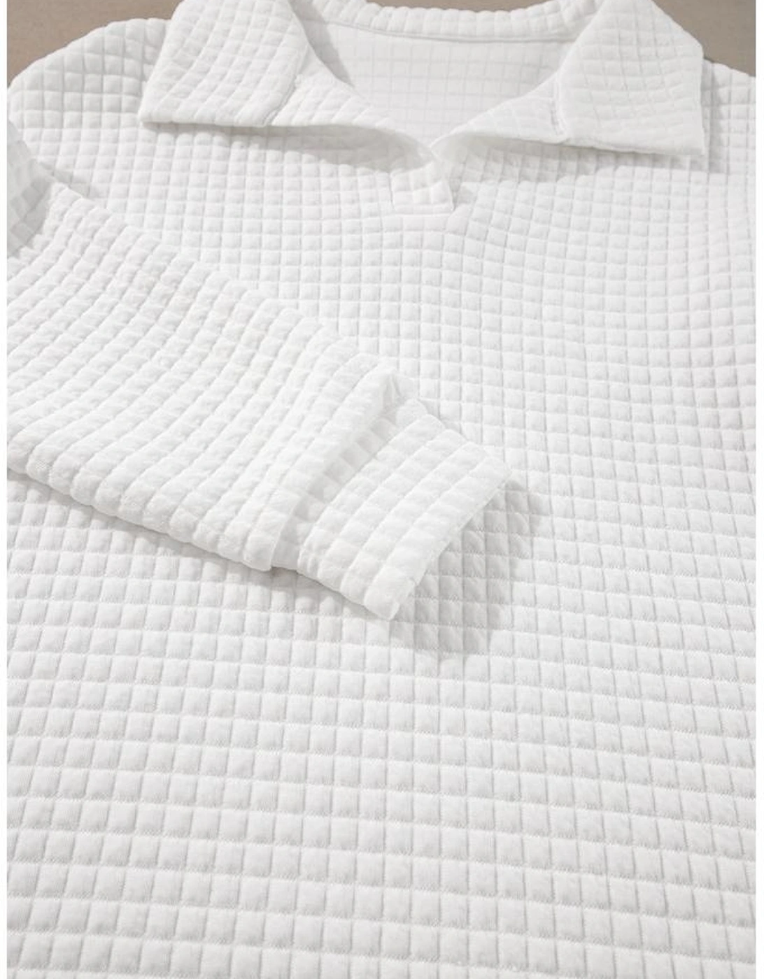 White Quilted Texture Sporty Collared Long Sleeve Top