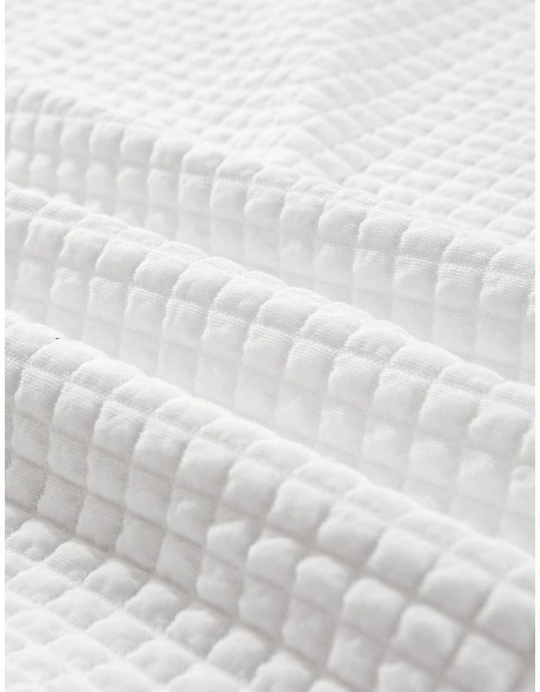 White Quilted Texture Sporty Collared Long Sleeve Top