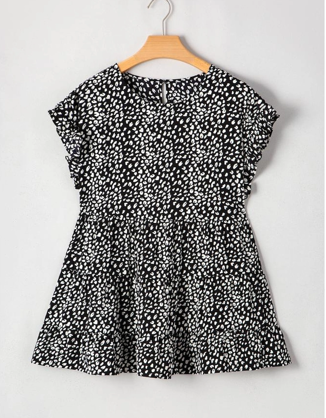 Black Leopard Print Ruffled Short Sleeve Keyhole Back Tiered Flowy Plus Size Blouse