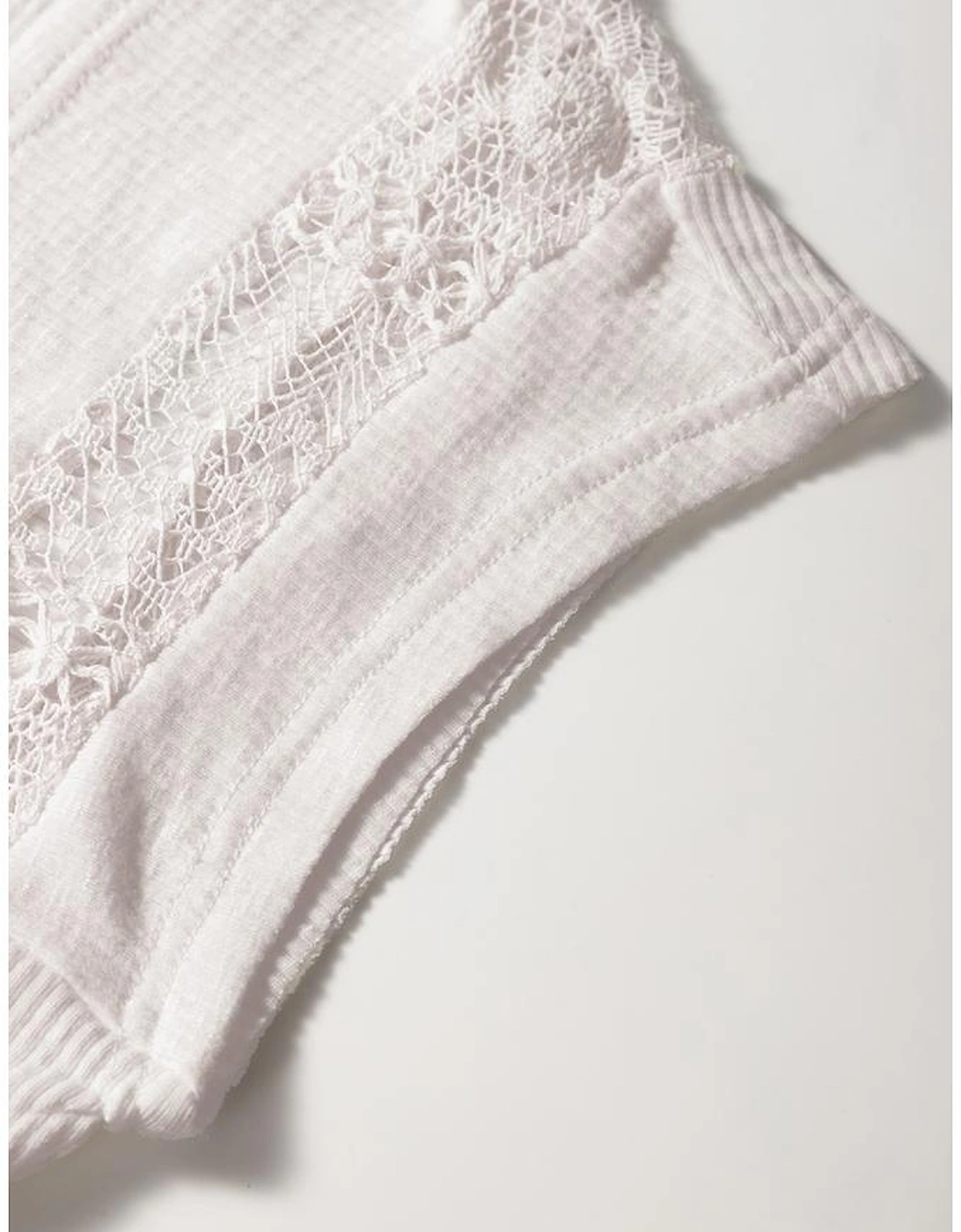 White Ribbed Texture Lace Patchwork Short Sleeve Top