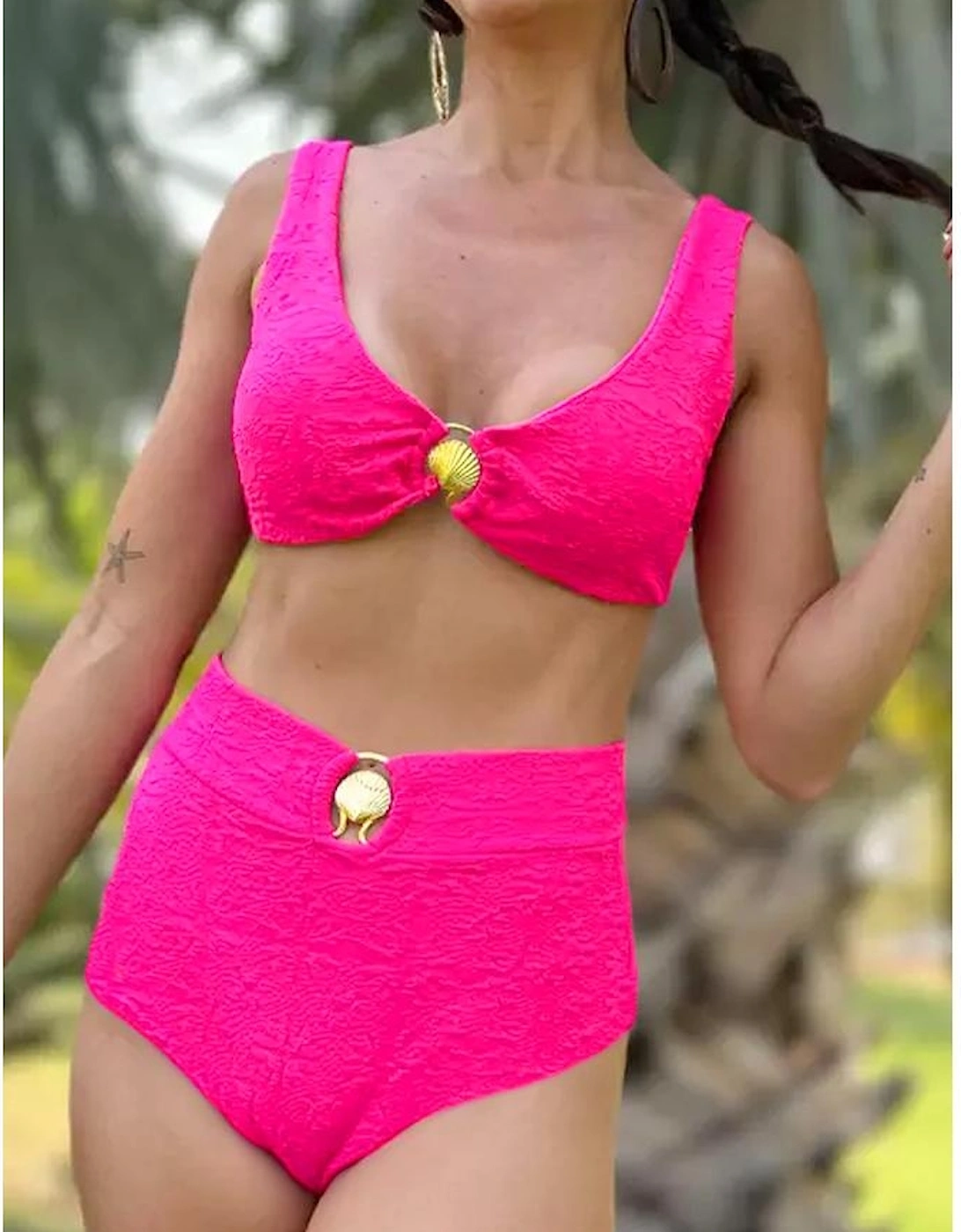 Rose Red Gold Shell Decor Wire-free Knotted 2pcs Bikini Swimsuit