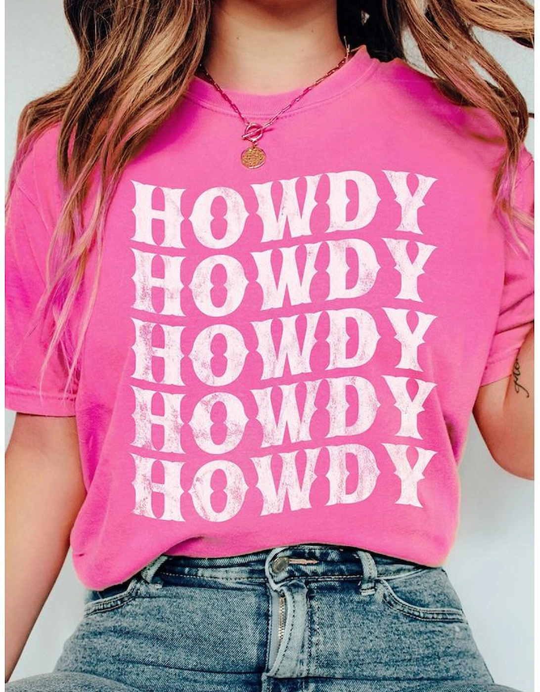 Sachet Pink HOWDY Graphic Western Crew Neck Tee