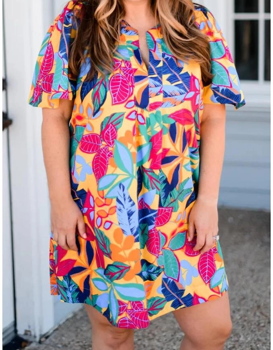 Multicolour Plus Size Leafy Print Split Neck Short Sleeve Shift Dress