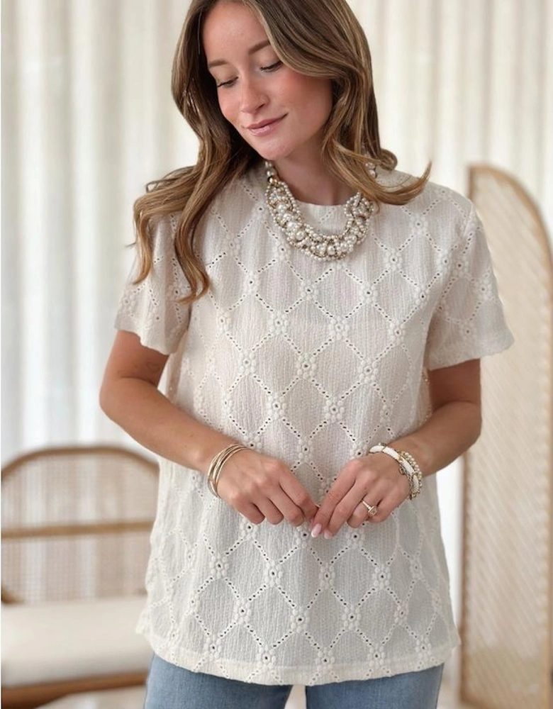 White Geometric Embroidered Slim Fit O Neck T Shirt