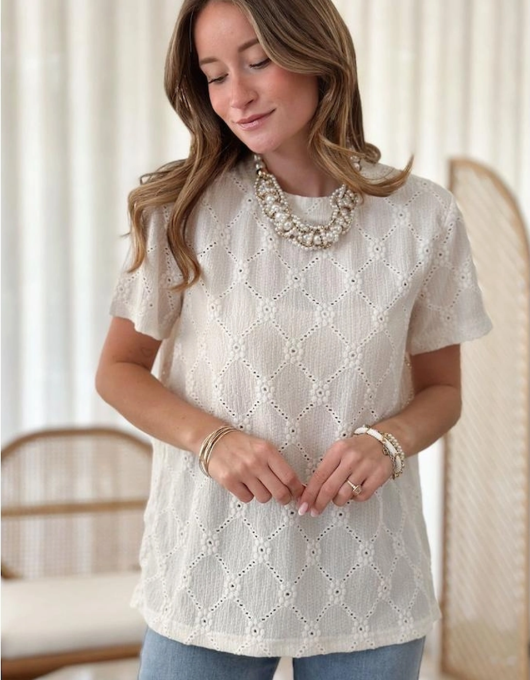 White Geometric Embroidered Slim Fit O Neck T Shirt