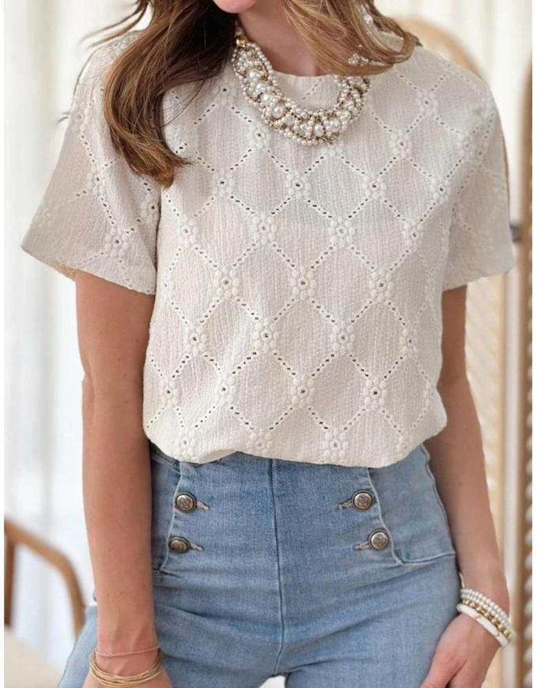 White Geometric Embroidered Slim Fit O Neck T Shirt