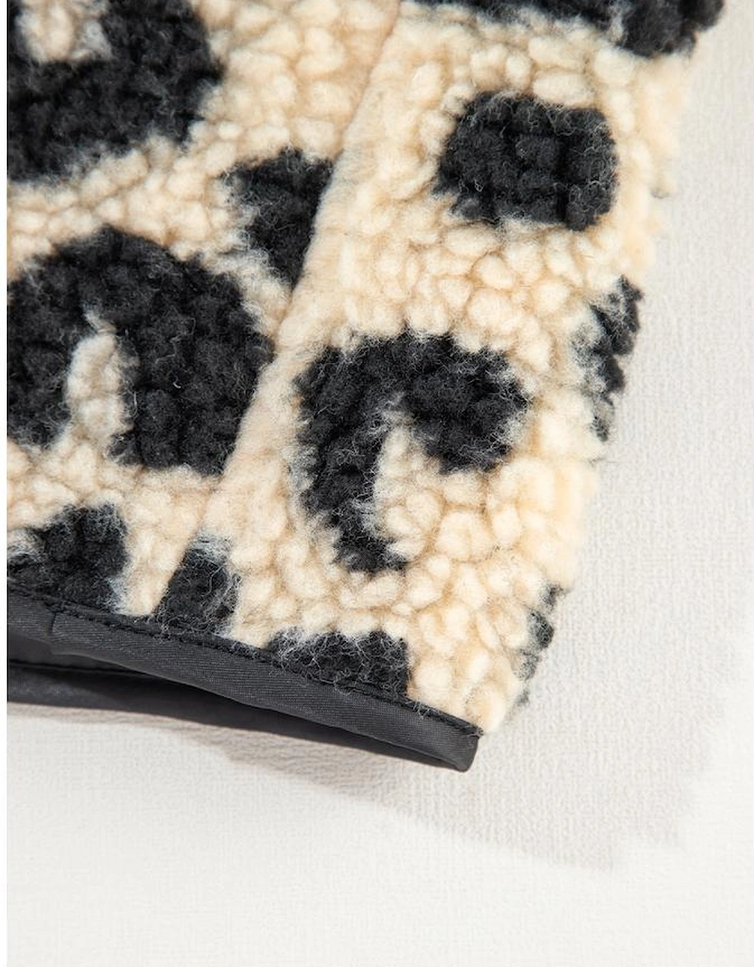 Black Leopard Print Sherpa Vest Coat