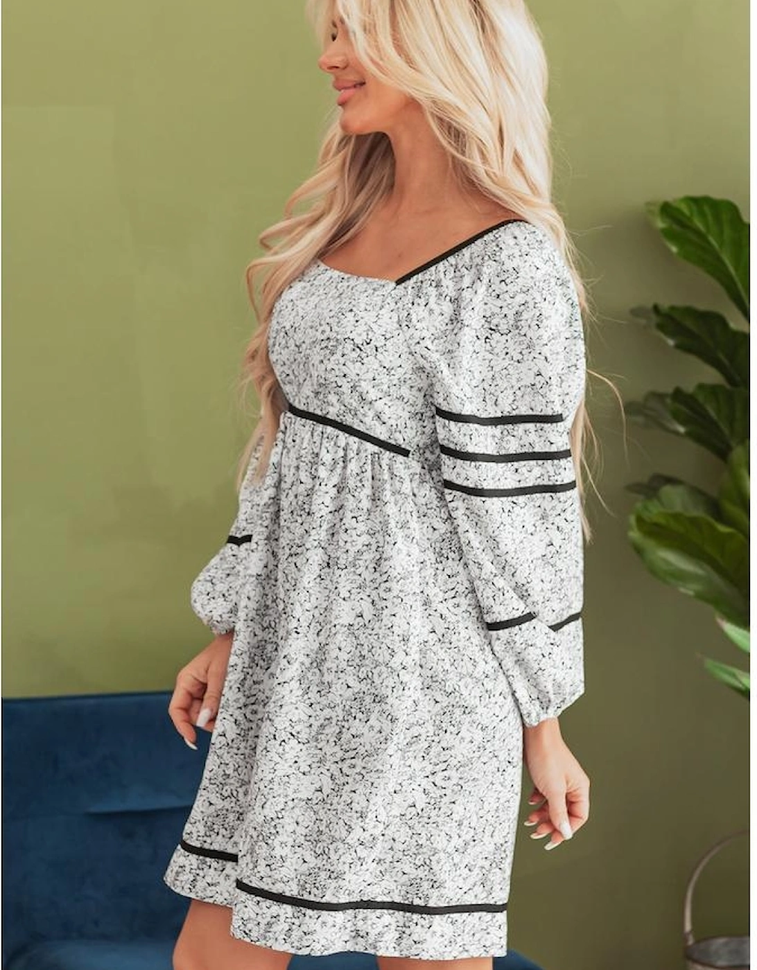 Gray Floral Print Open Back Balloon Sleeve Square Neck Mini Dress
