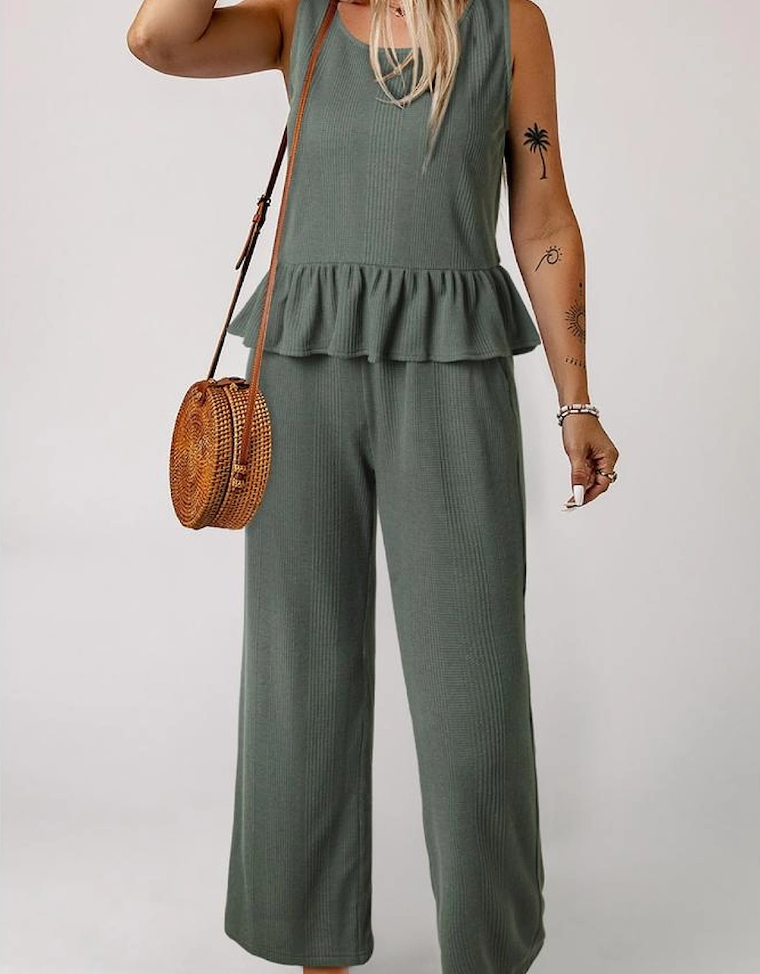Duffel Green Solid Color Ribbed Ruffle Tank Top and Pants Set