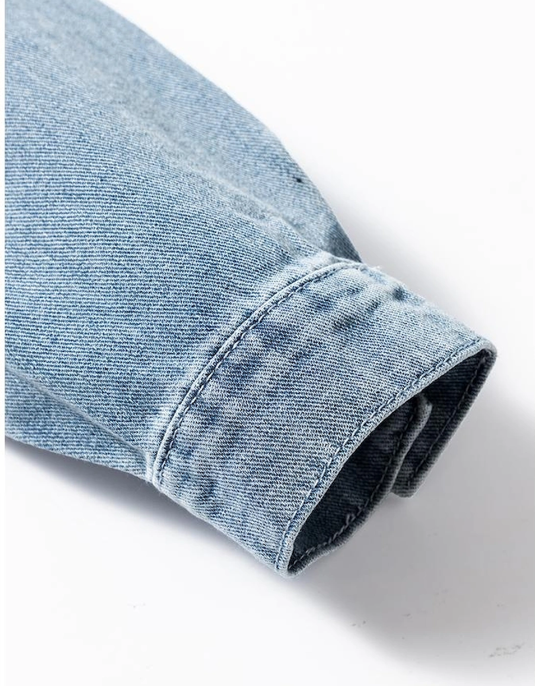 Dusk Blue Slit Buttons Pocketed Denim Jacket