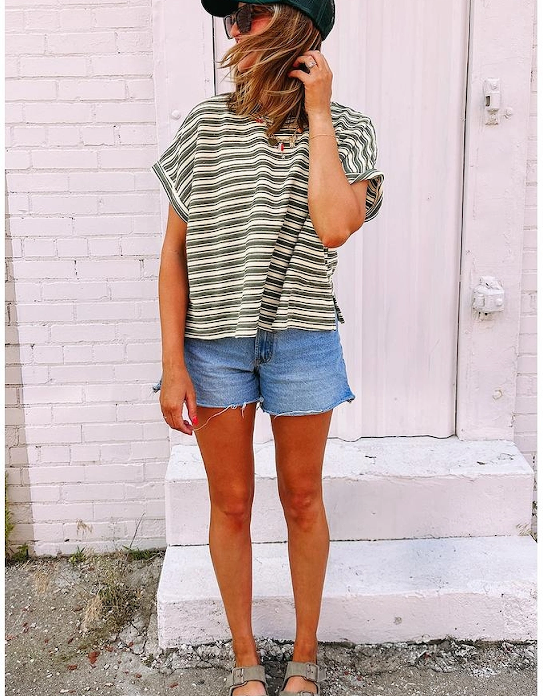 Green Stripe Textured Side Slits Crew Neck T Shirt