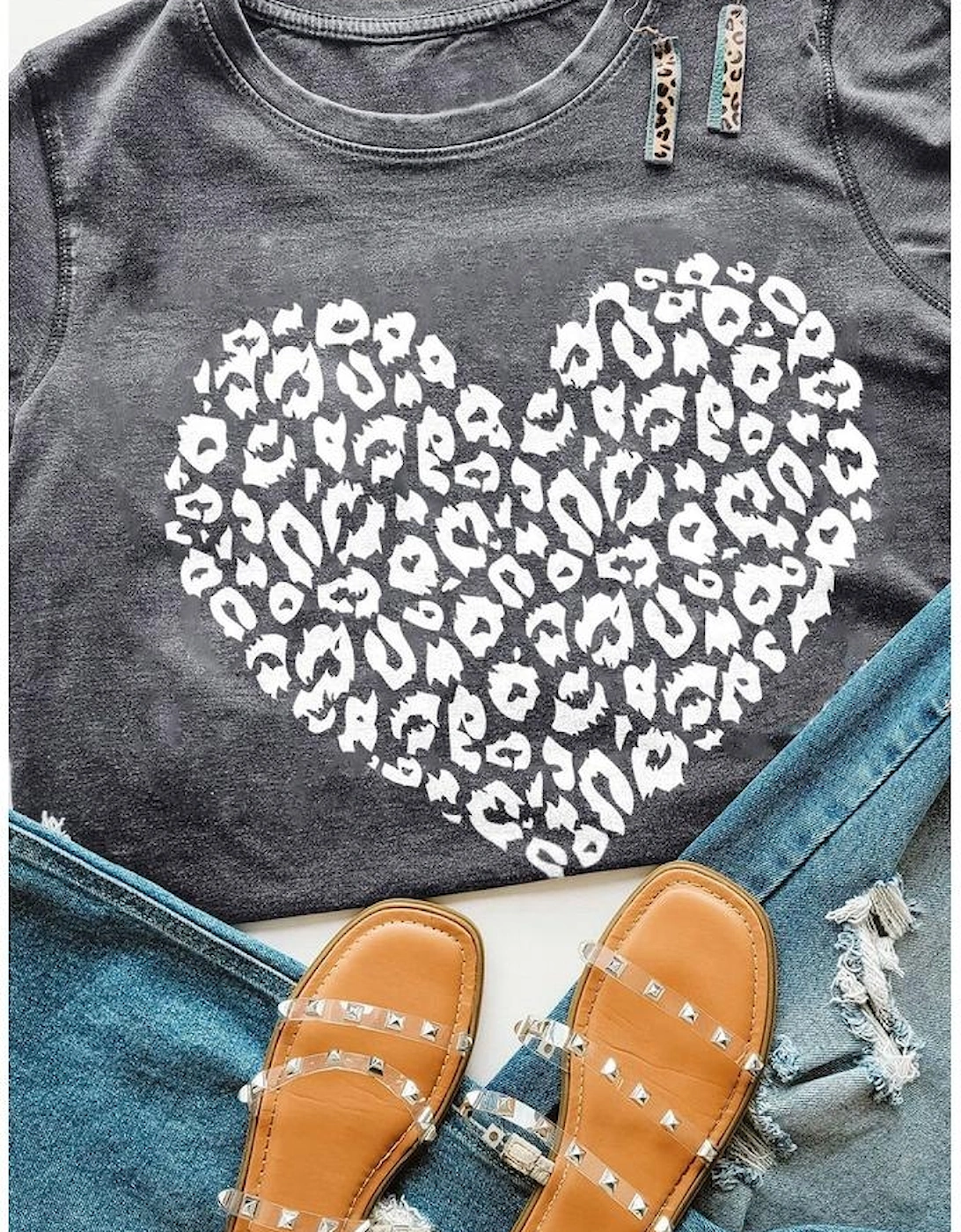Gray Leopard Kiss Print Valentines Heart Graphic Tee