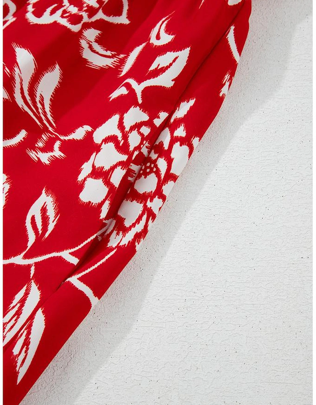 Red Floral Printed Spaghetti Strap Empire Waist Maxi Dress