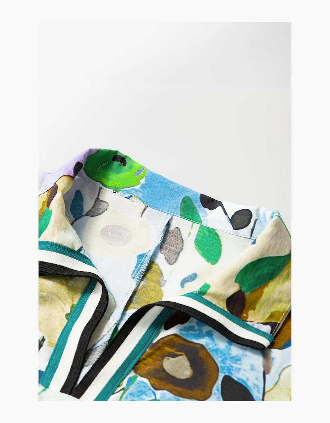 Light Blue Floral Print Slit V Neck Short Sleeve Blouse