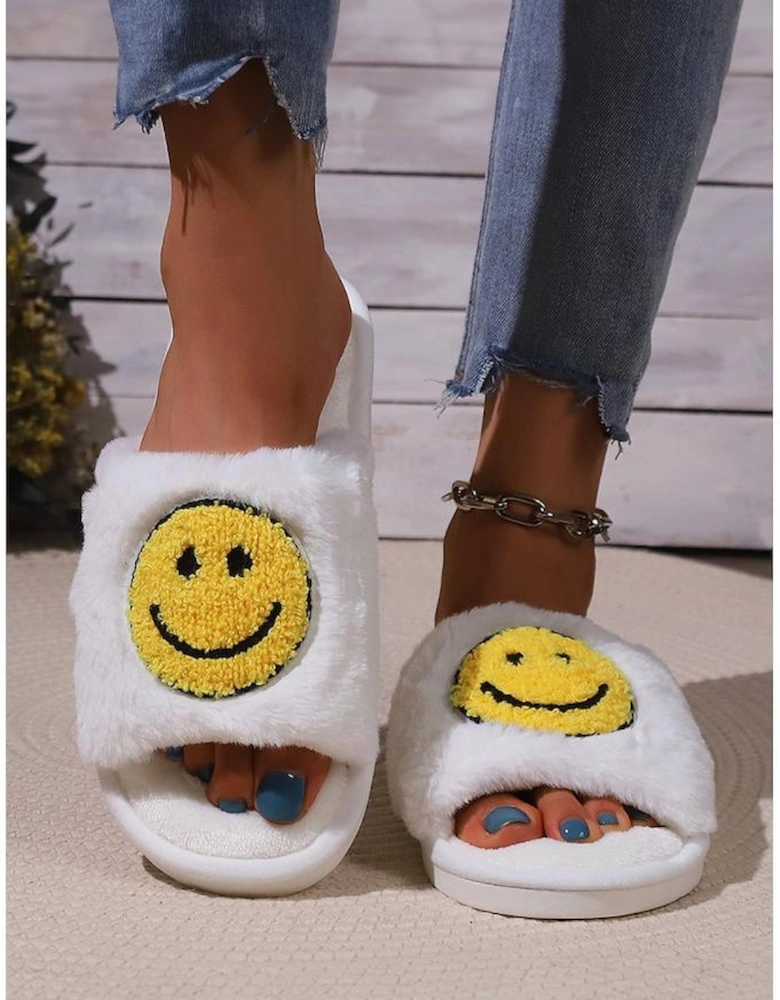 Azura Exchange White Smile Emoji Graphic Plush Home Slippers
