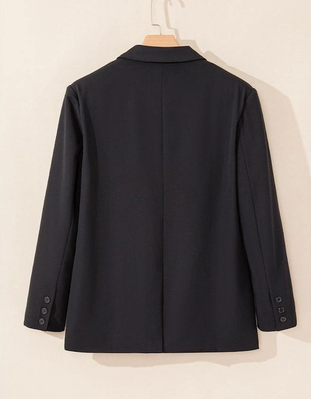 Black Lapel Flap Pocket Buttoned Blazer