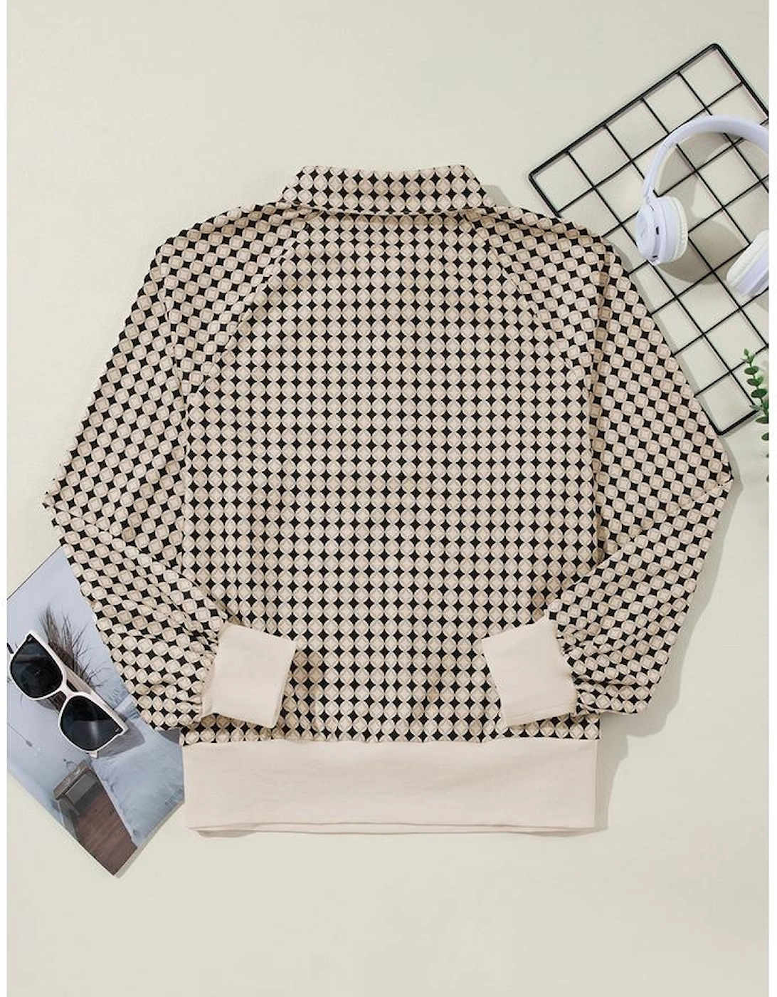 Black Plus Size Two Tone Contrast Collared Pullover Sweatshirt