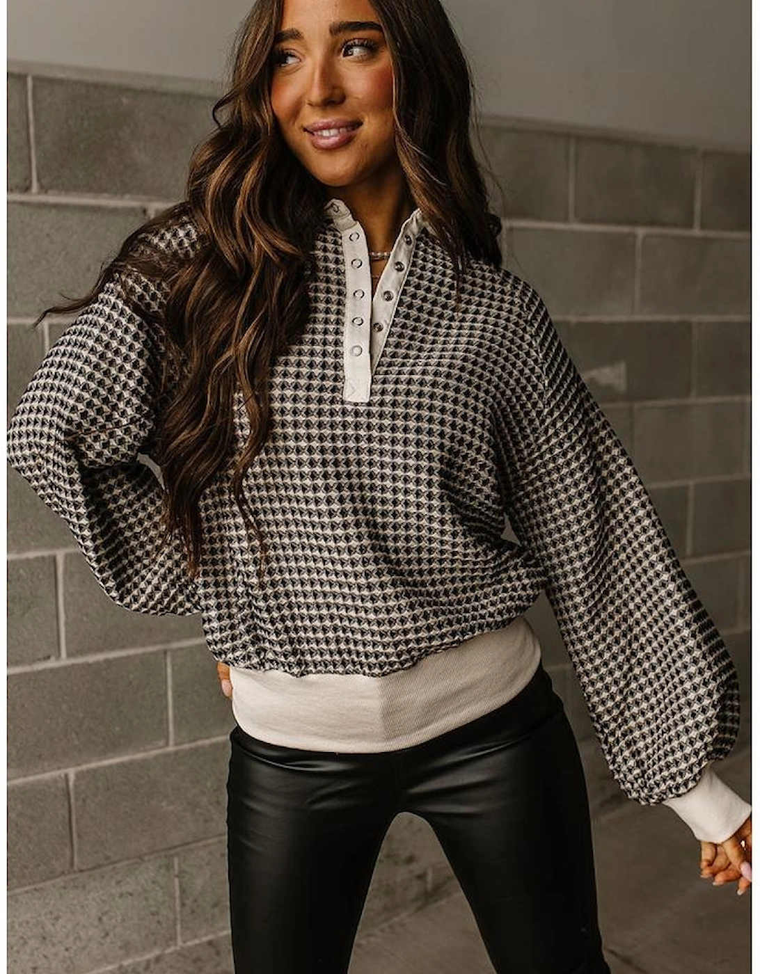 Black Plus Size Two Tone Contrast Collared Pullover Sweatshirt