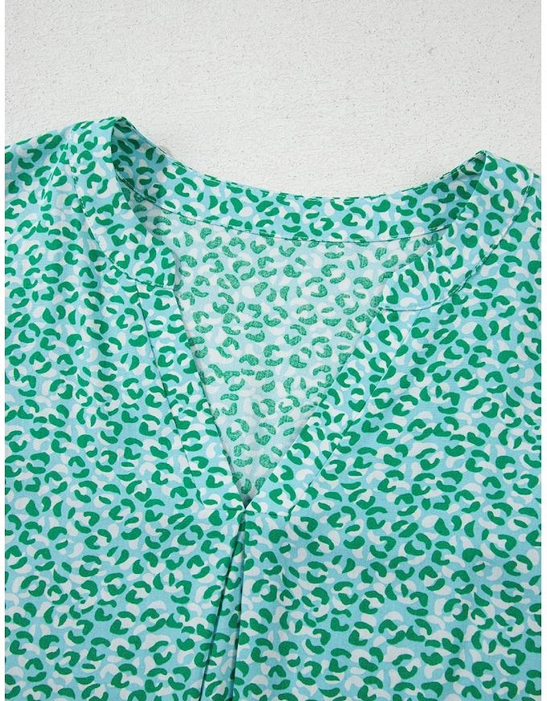 Green Notched V Neck Leopard Ruffle Short Sleeve Blouse