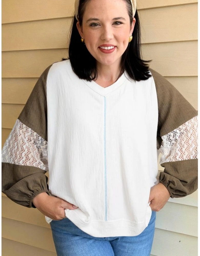 Green Colorblock Lace Patchwork Balloon Sleeve V Neck Plus Size Blouse