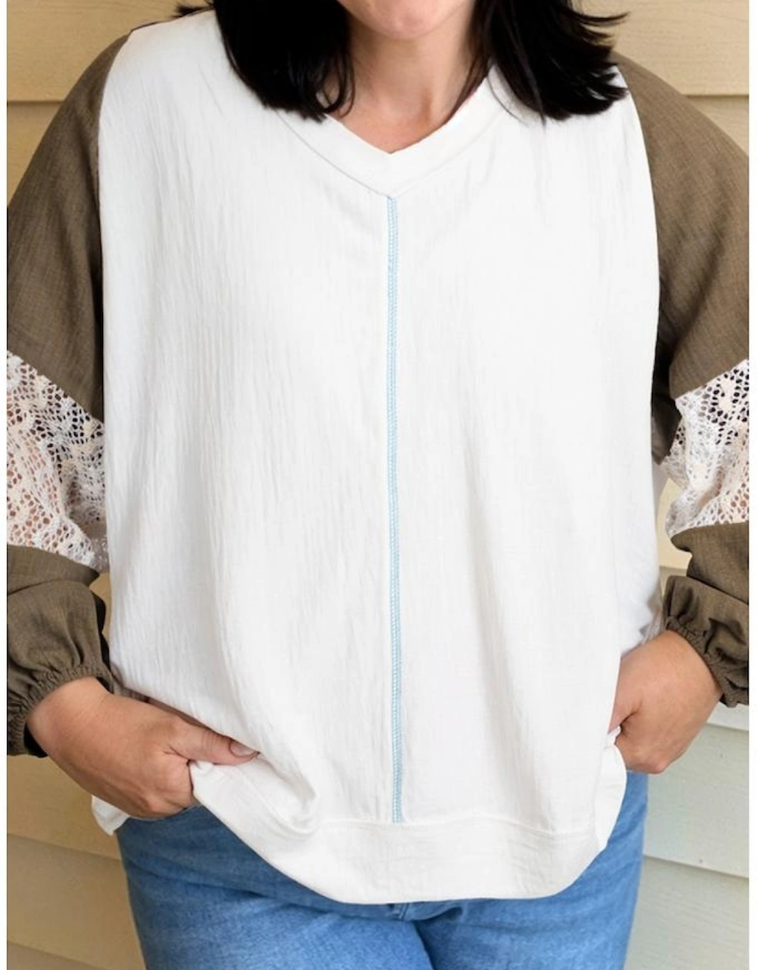 Green Colorblock Lace Patchwork Balloon Sleeve V Neck Plus Size Blouse