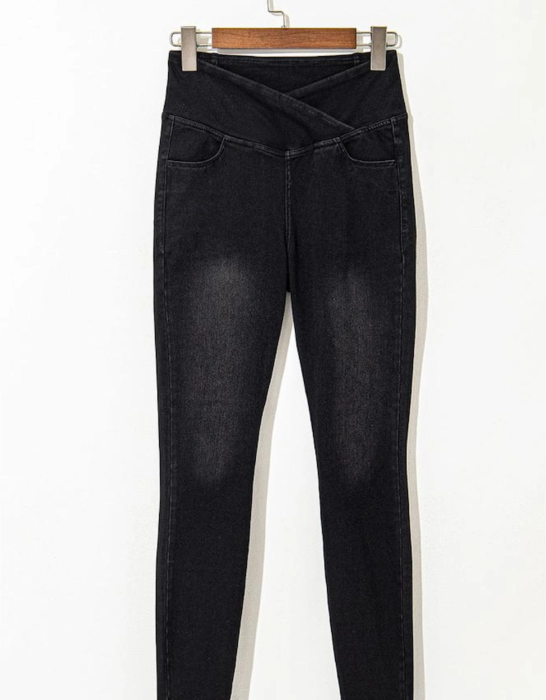 Black Arched Waist Stretchy Slim Fit Jeggings