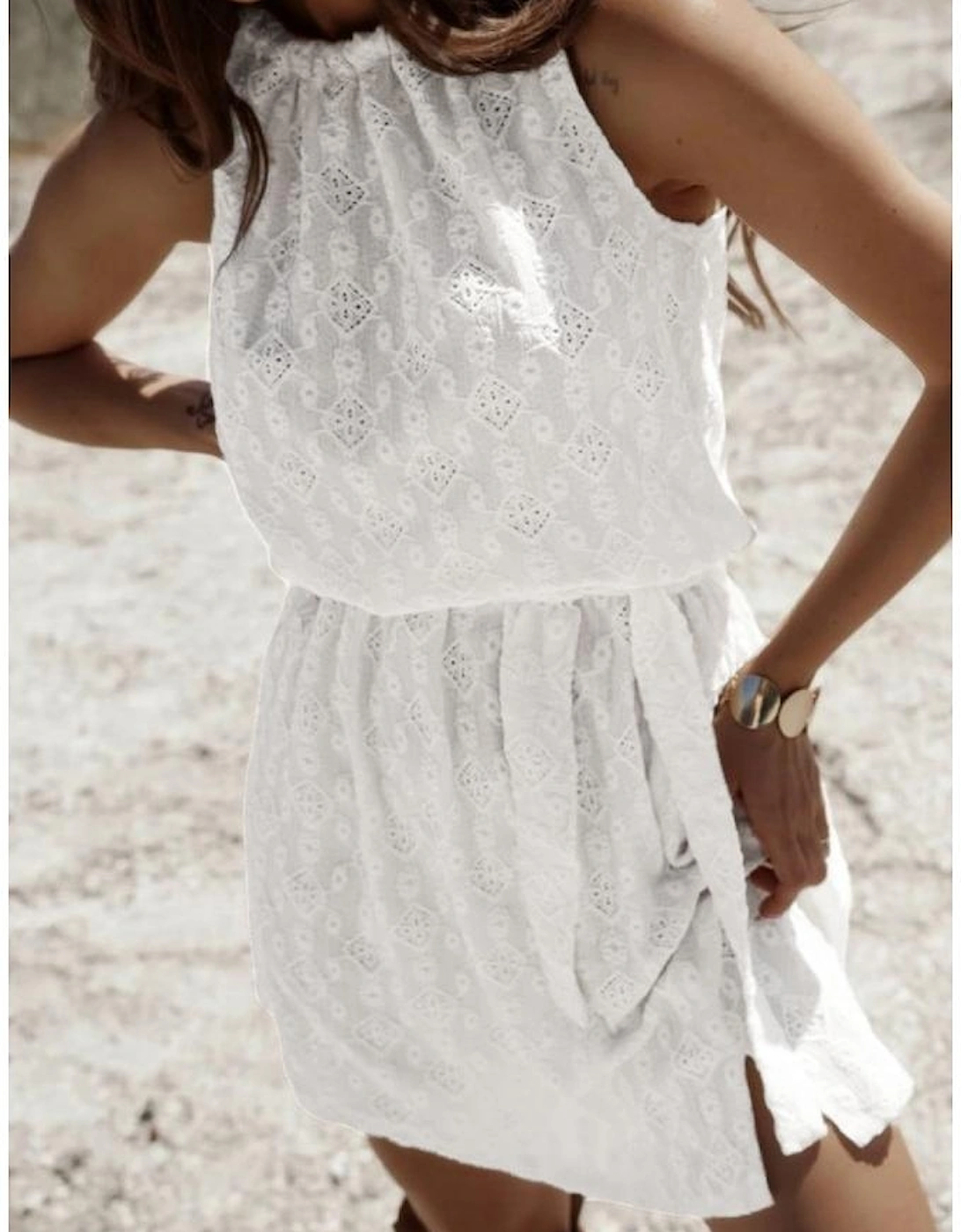 White Lace Sleeveless Knot Hollow Out Back Tied Waist Mini Dress