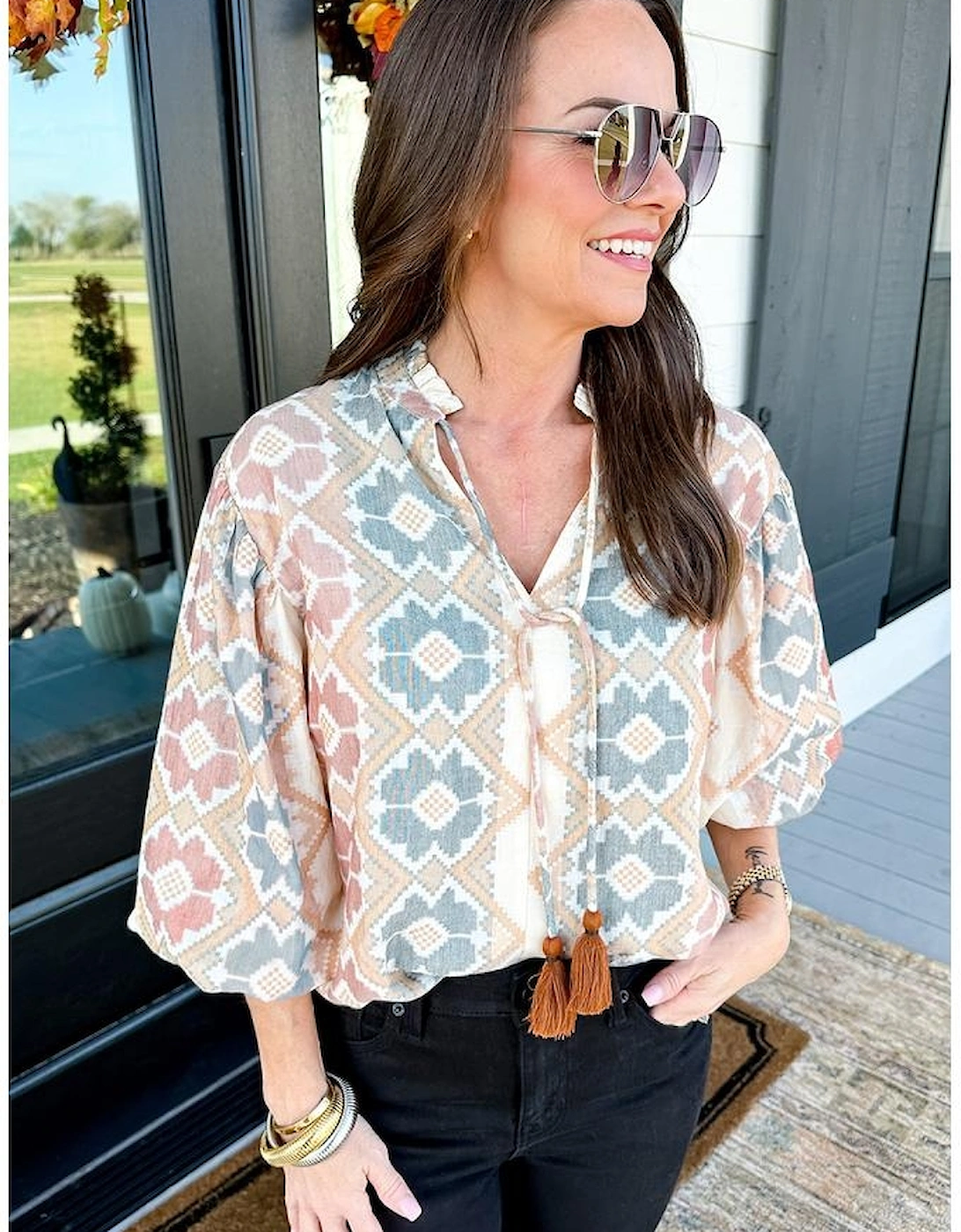 Khaki Geometric Print Tassel Tie Split Neck Balloon Sleeve Blouse