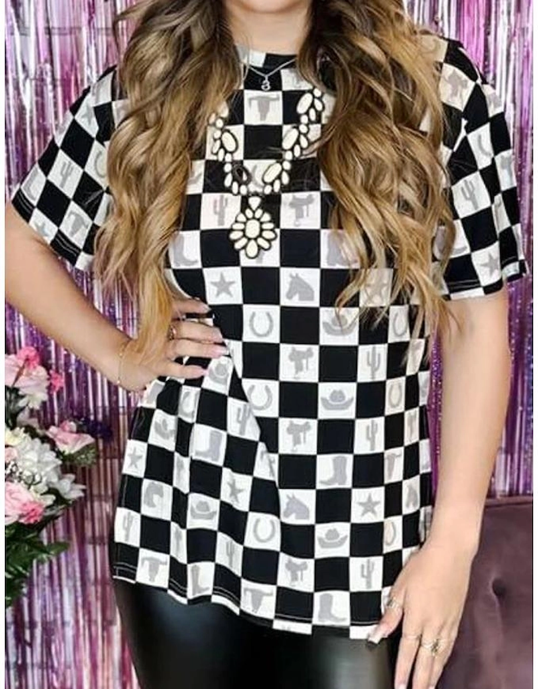 Black Western Fashion Checkerboard Print Side Split T Shirt