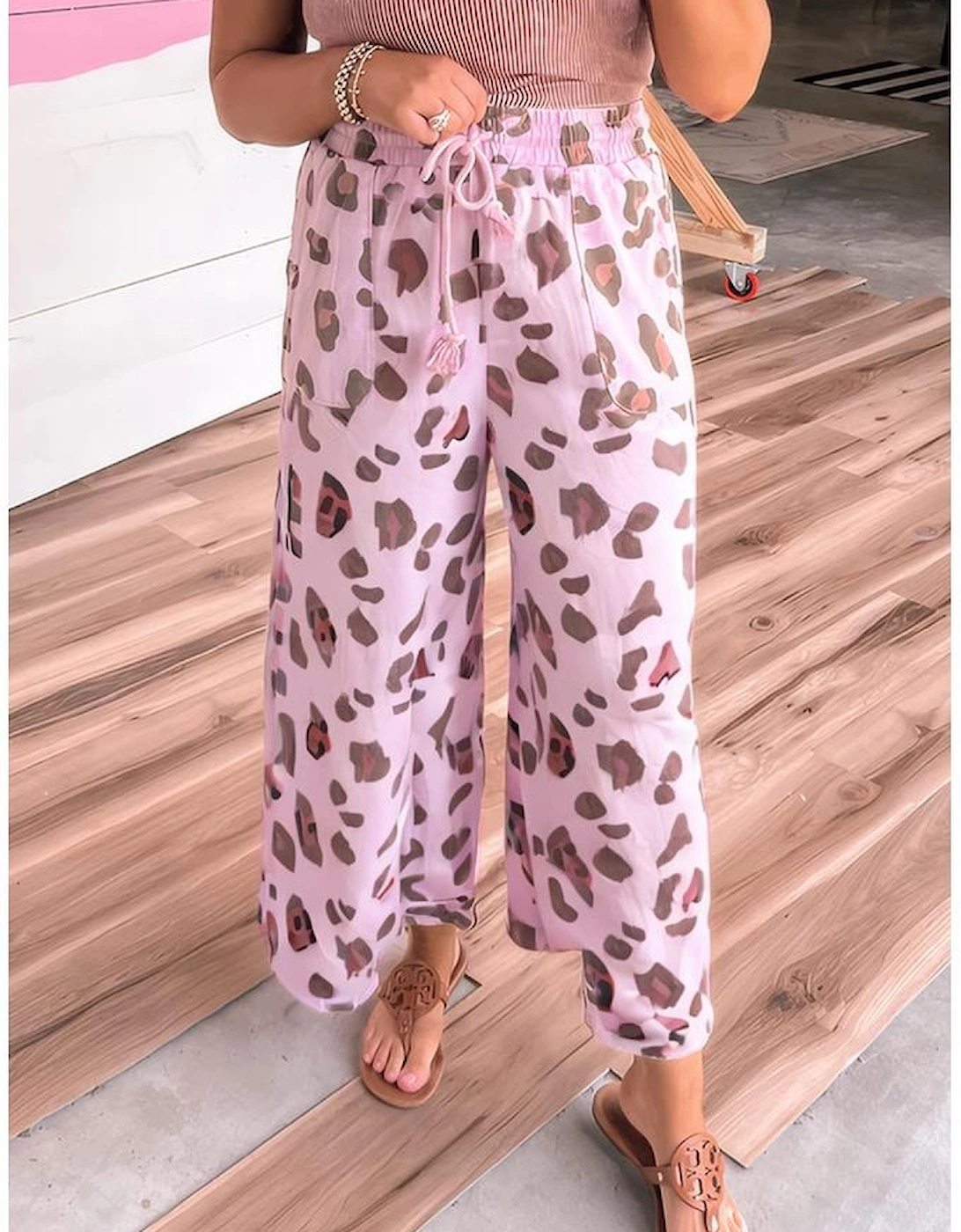 Pink Drawstring Leopard Print Patch Pocket Loose Pants