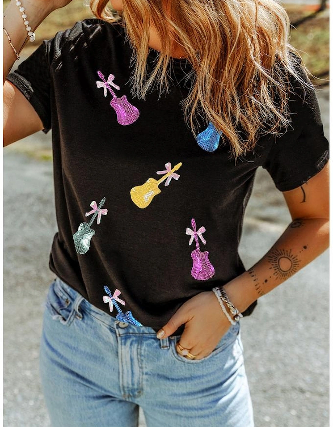 Black Sequined Bow Guitar Country Music Festival Casual Tee