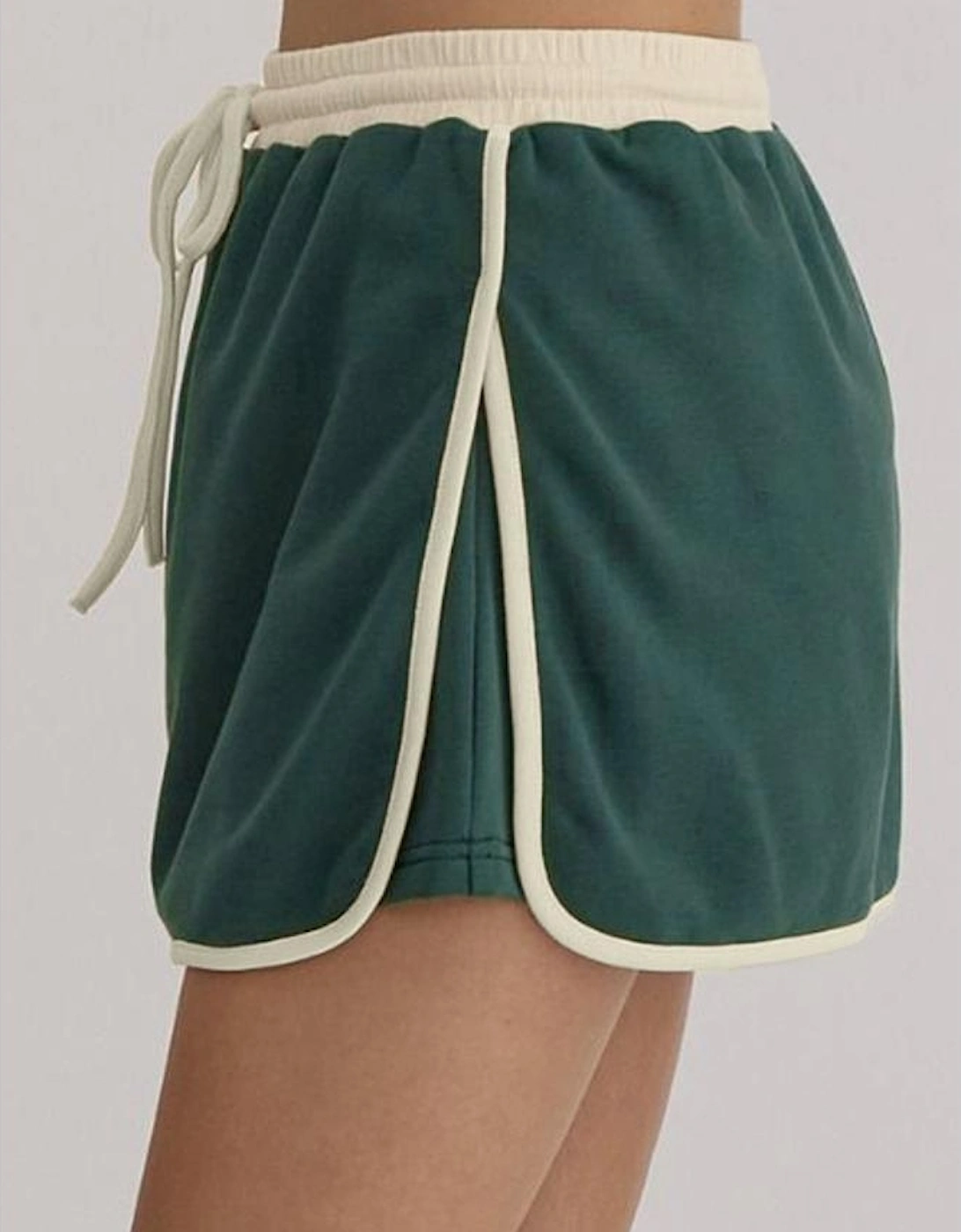 Evergreen Color Contrast Loose Pullover and Lace-up Waist Skort Set