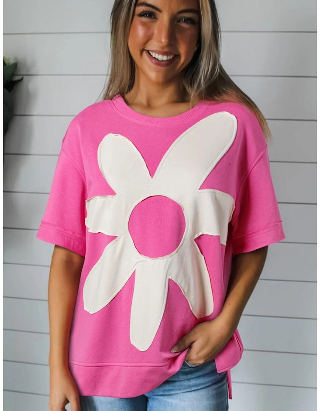 Sachet Pink Contrast Flower Drop Shoulder Loose T Shirt