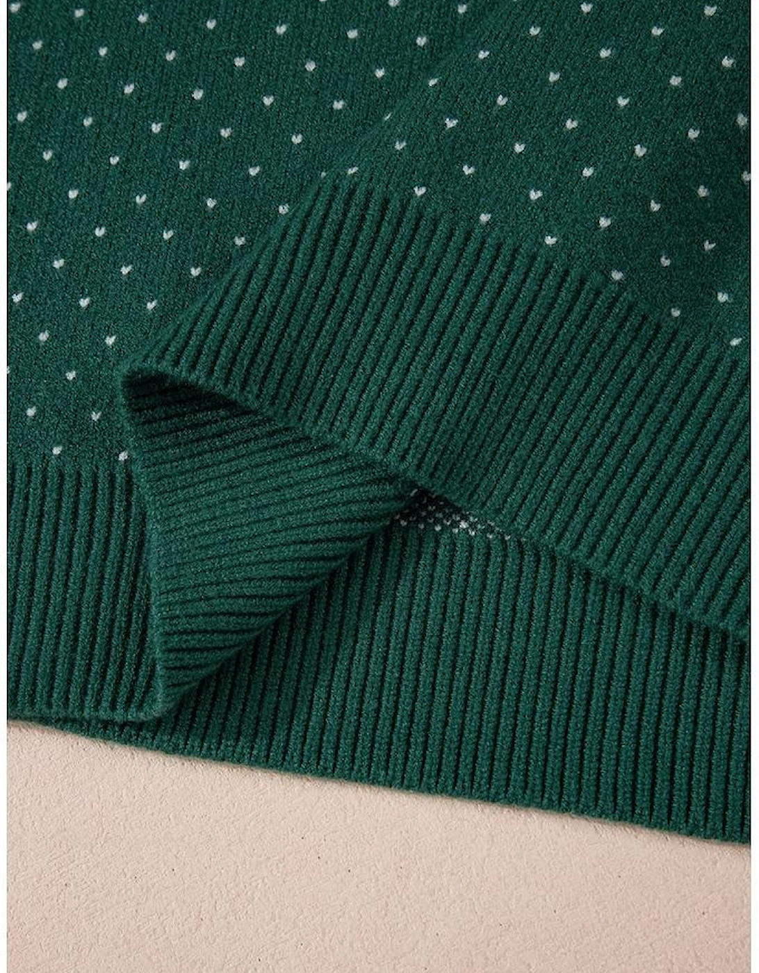 Green Christmas Snowflake Pattern Drop Shoulder Plus Size Sweater