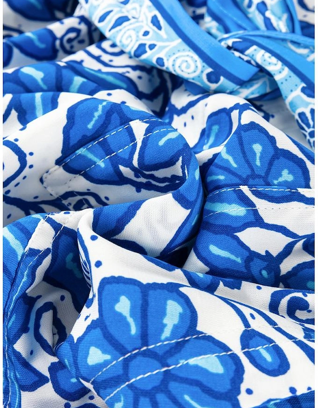 Blue Floral Print Pocketed Front Knot High Waist Casual Shorts