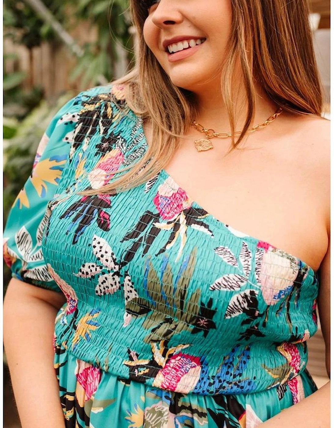 Green Plus Size Floral Smocked Bodice Single Puff Short Sleeve Babydoll Blouse