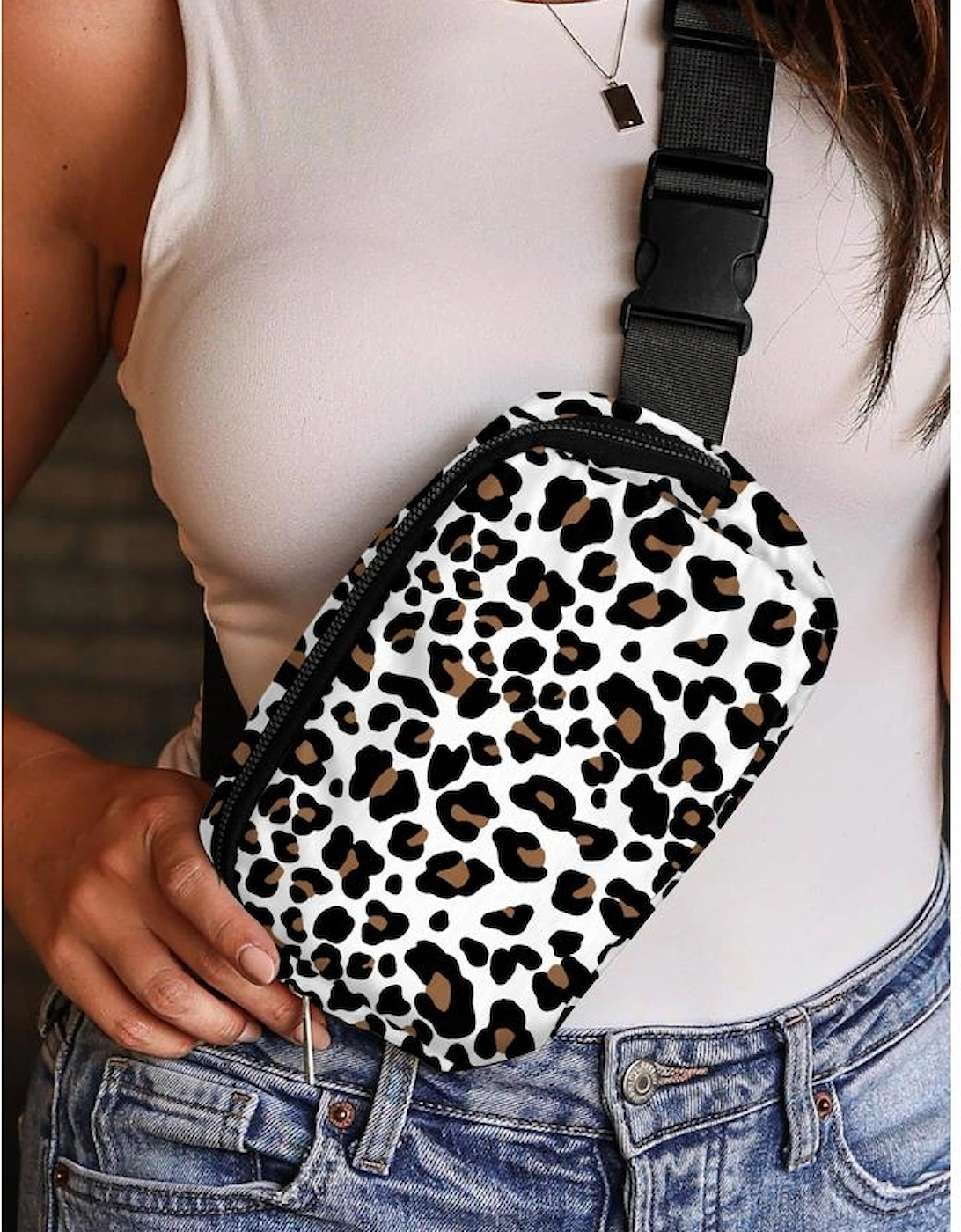 White Cheetah Print Multi Interlayer Zipped Crossbody Bag
