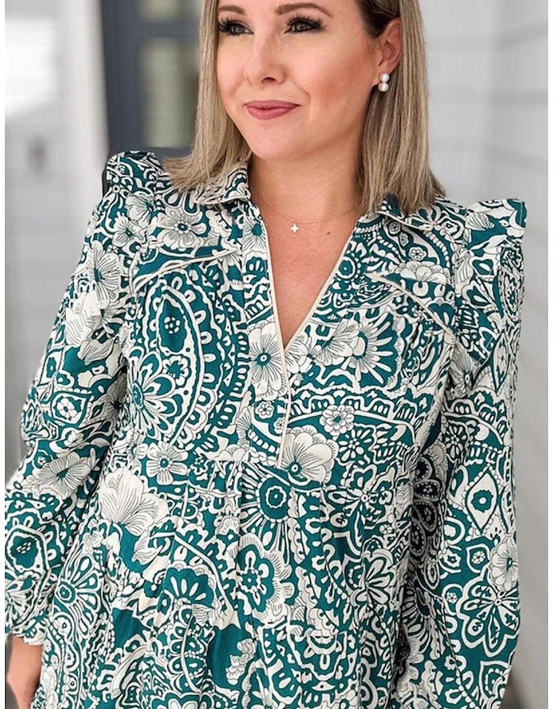 Green Floral Flounce Sleeve Split Neck Plus Size Dress