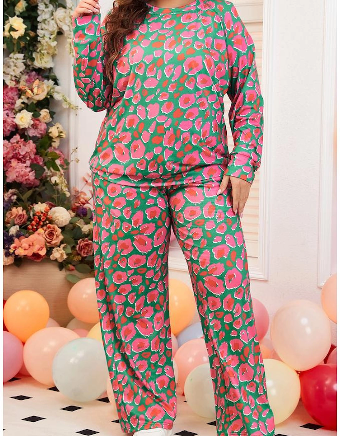 Green Plus Size Printed Long Sleeve and Pants Lounge Set