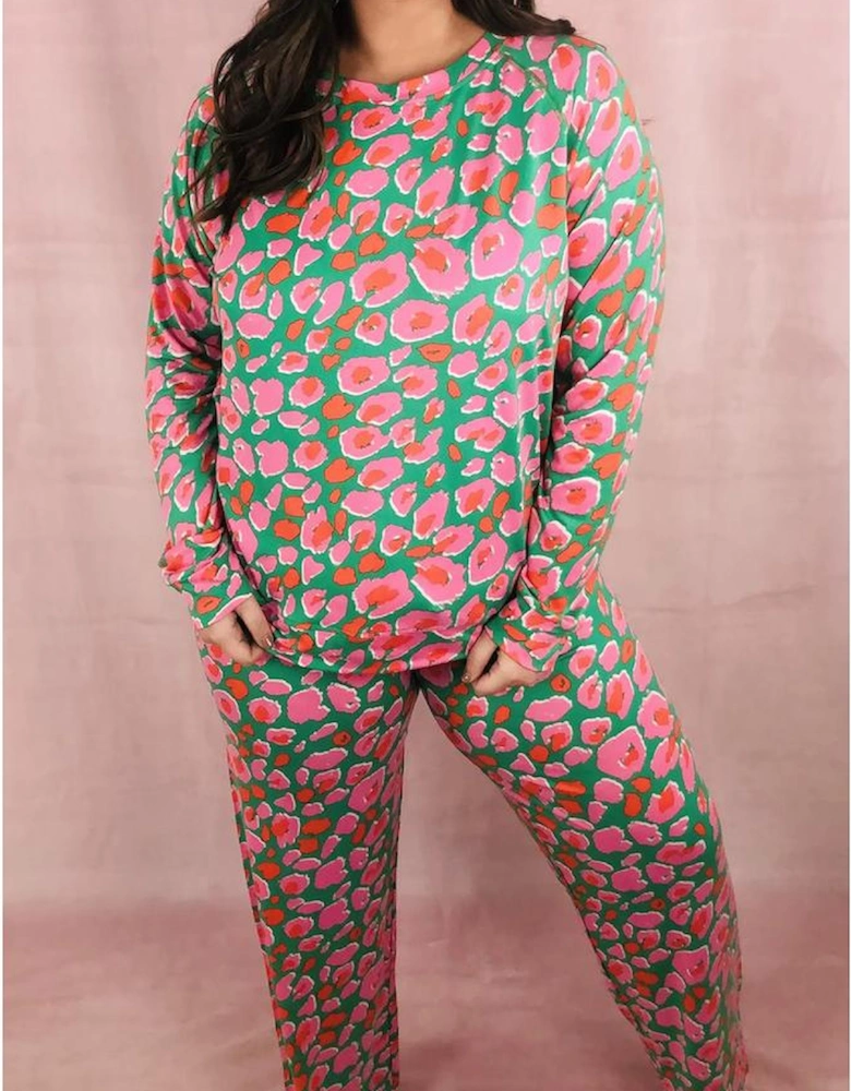 Green Plus Size Printed Long Sleeve and Pants Lounge Set