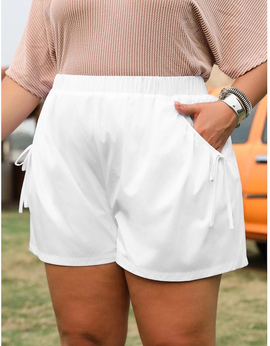 White Bow Decor Pockets Plus Size Shorts