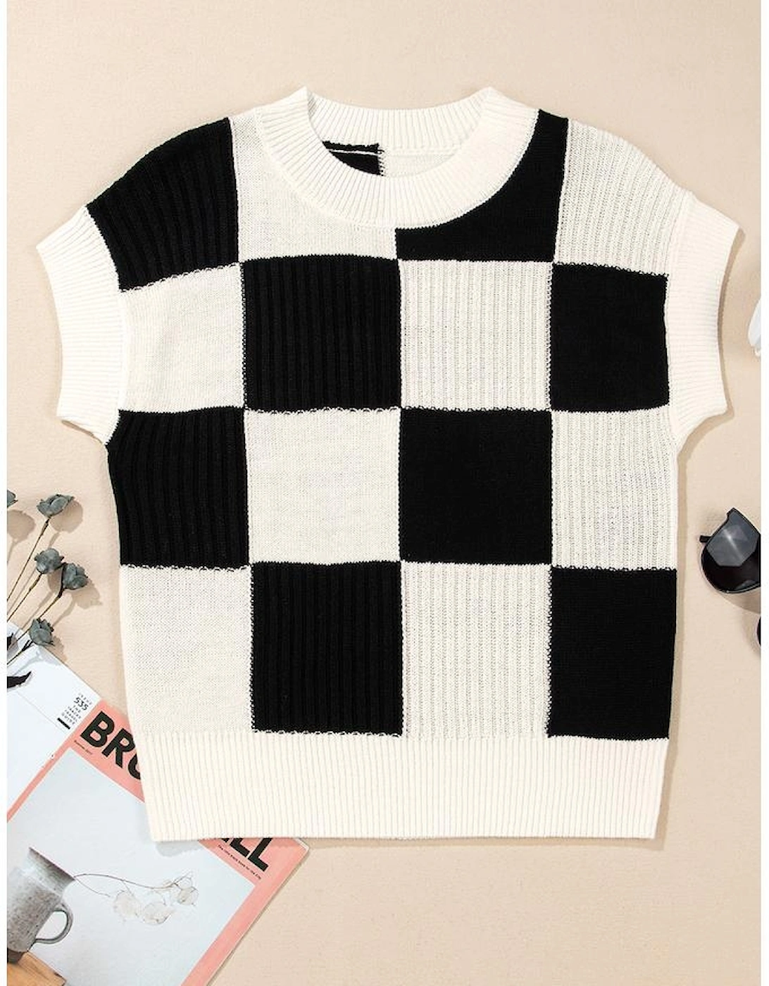 Black Checkered Color Block Crew Neck Short Sleeve Sweater